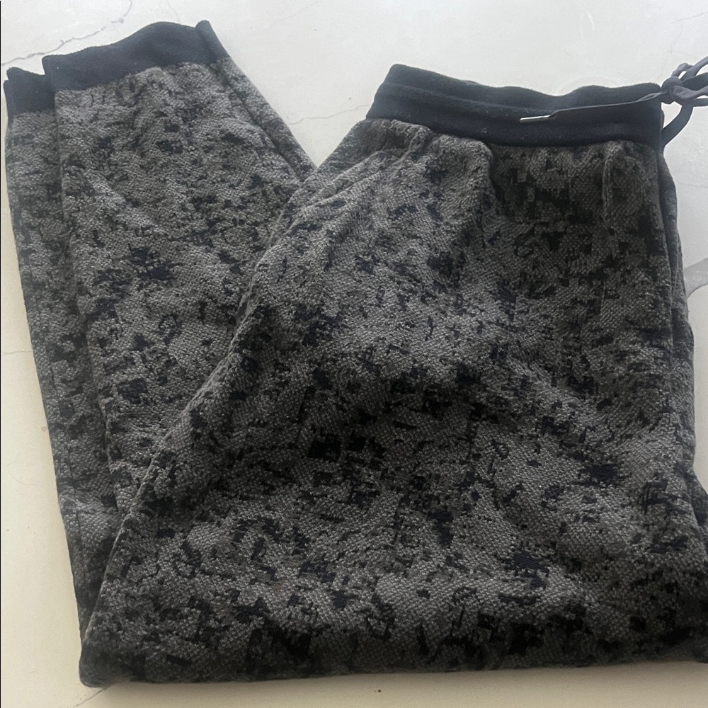 lululemon athletica Charcoal and Black Patterned Joggers
